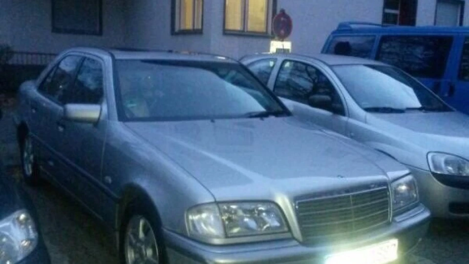 Mercedes-Benz C-Class 2