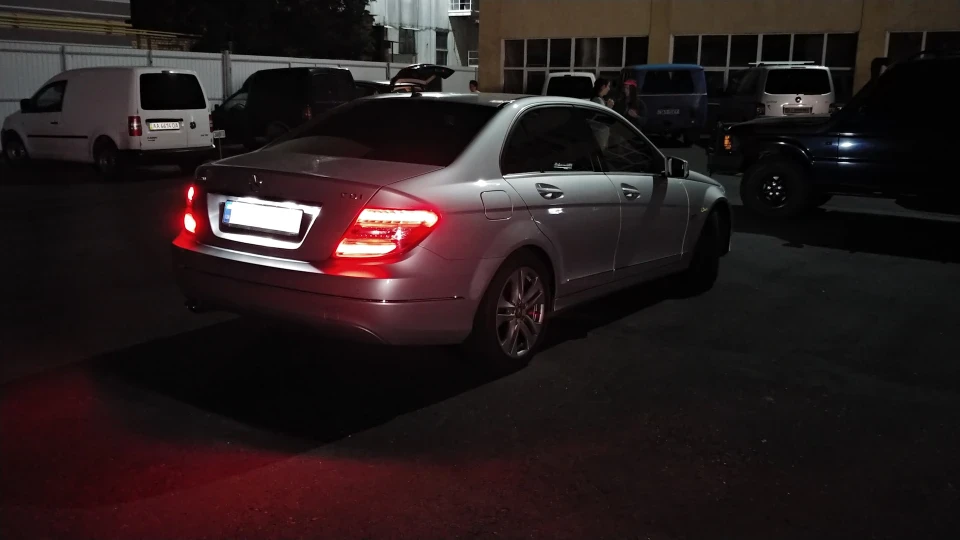 Mercedes-Benz C-Class 5