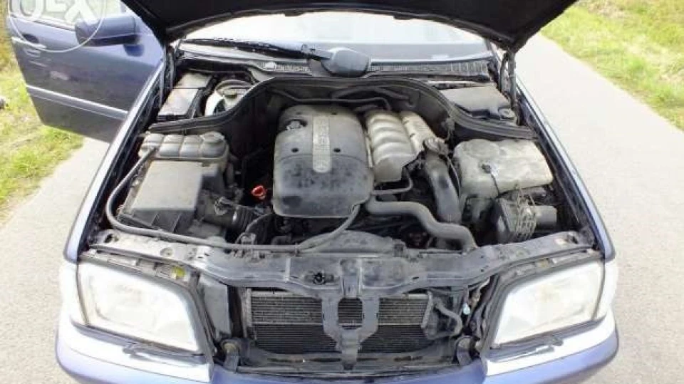 Mercedes-Benz C-Class 5