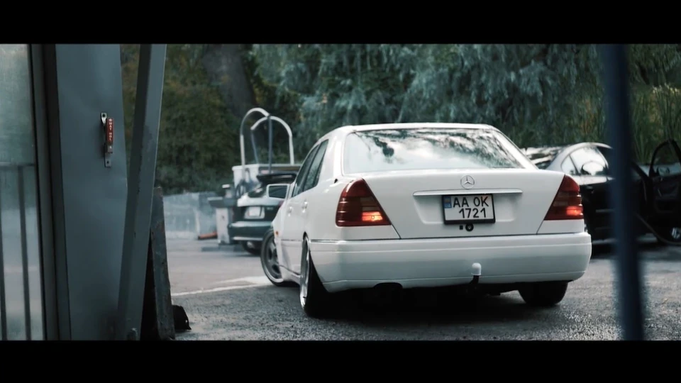 Mercedes-Benz C-Class 5