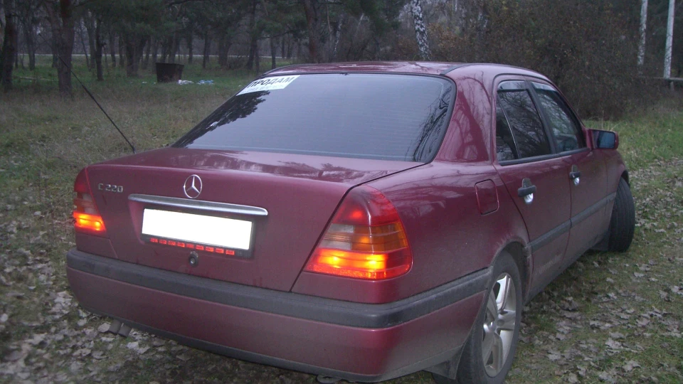 Mercedes-Benz C-Class 3