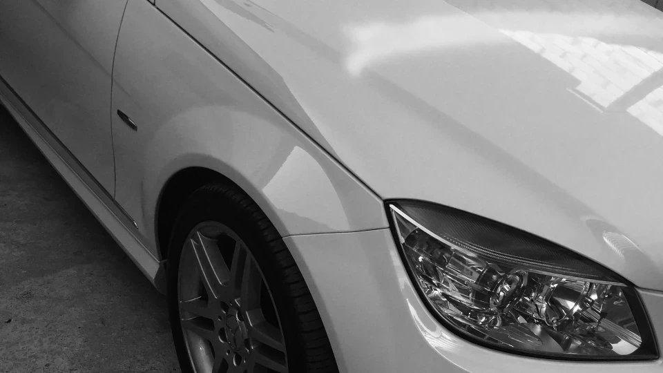 Mercedes-Benz C-Class 3
