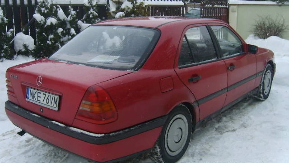 Mercedes-Benz C-Class 1,8 бензин 2