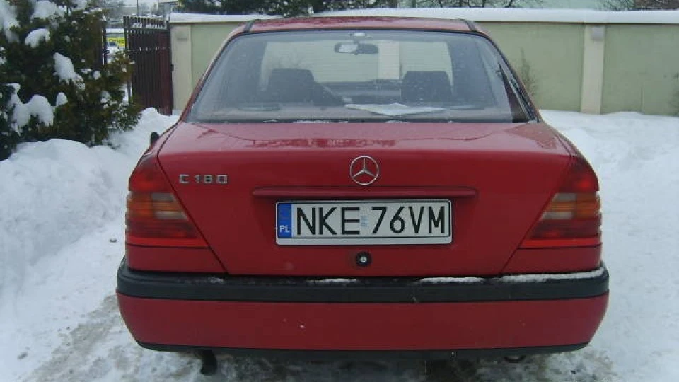 Mercedes-Benz C-Class 1,8 бензин 3
