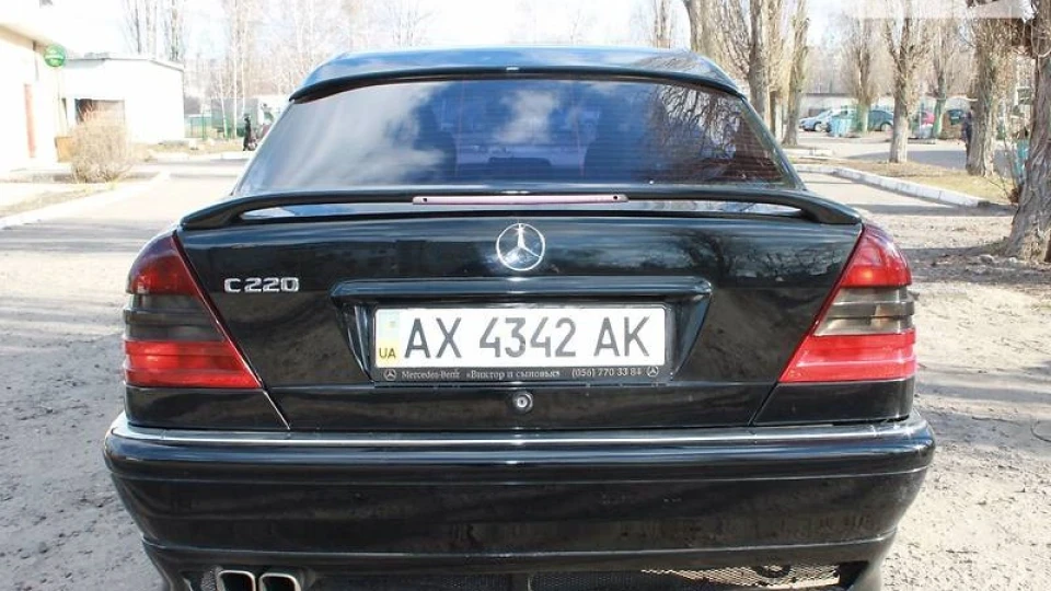 Mercedes-Benz C-Class 1,8 Cport 3