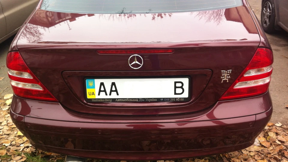 Mercedes-Benz C-Class 1.8k AMG 3