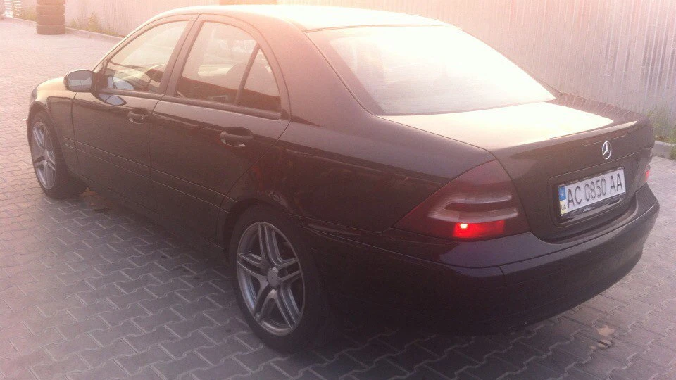 Mercedes-Benz C-Class 2.0 газ/бензин 5