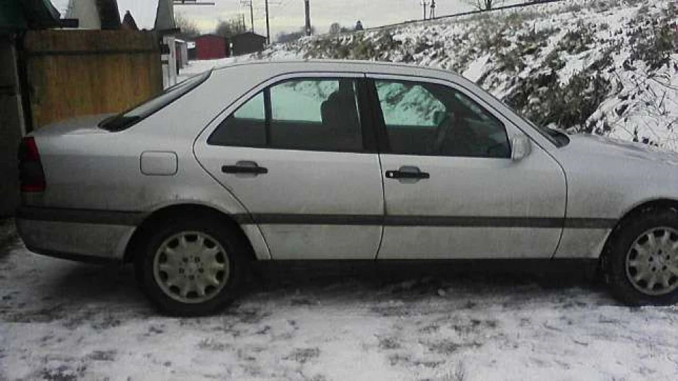 Mercedes-Benz C-Class 2.0 TURBO 2
