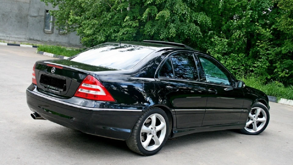 Mercedes-Benz C-Class 2.2 CDI 2