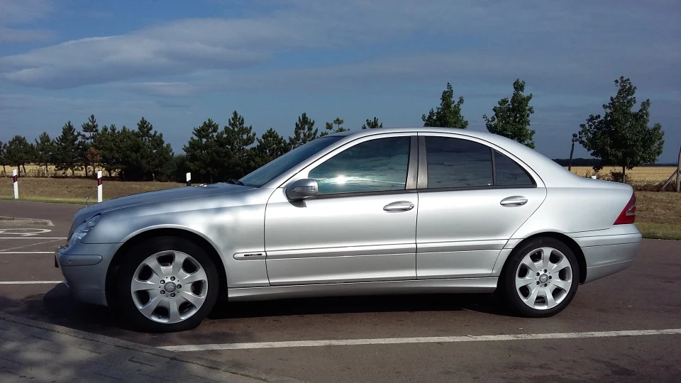 Mercedes-Benz C-Class 220 cdi 2
