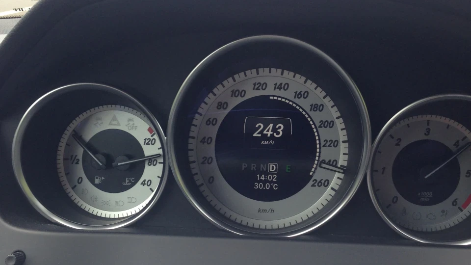 Mercedes-Benz C-Class 220CDI 4Matic 3