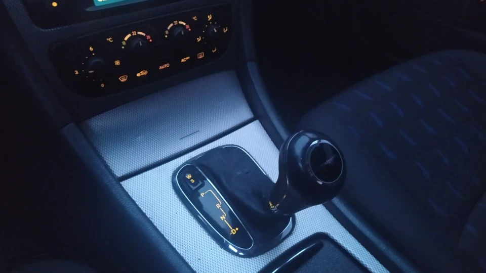 Mercedes-Benz C-Class 2.2cdi 4
