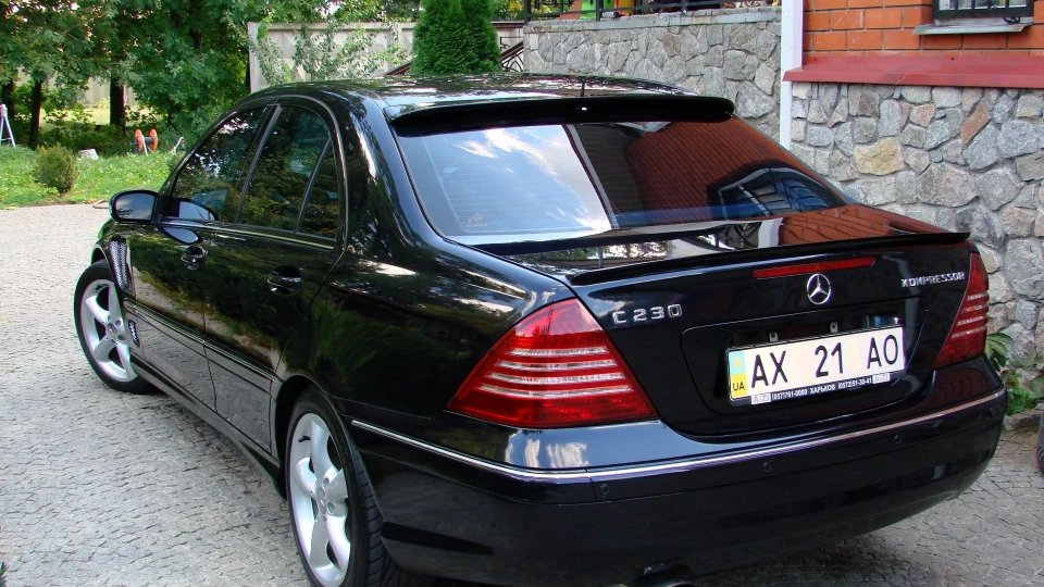Mercedes-Benz C-Class 230 AMG sport-edition 4