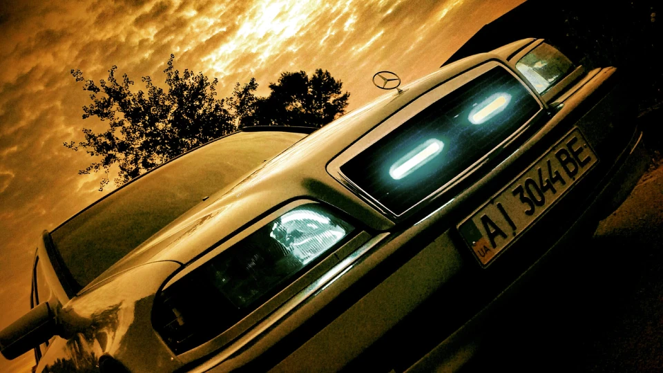 Mercedes-Benz C-Class 2.5 TD 2