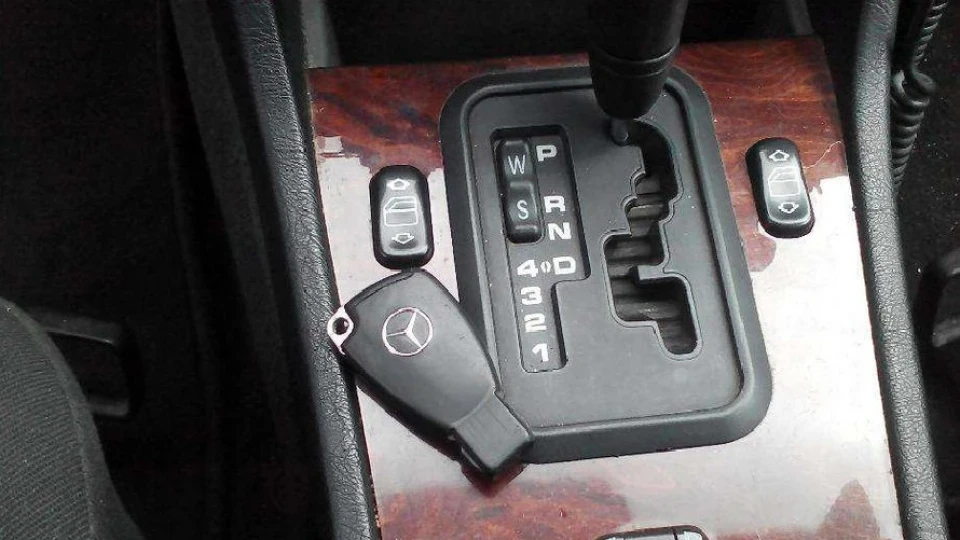 Mercedes-Benz C-Class 2.5Turbodiesel