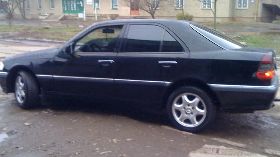Mercedes-Benz C-Class 2.8 моя лялечка) 2
