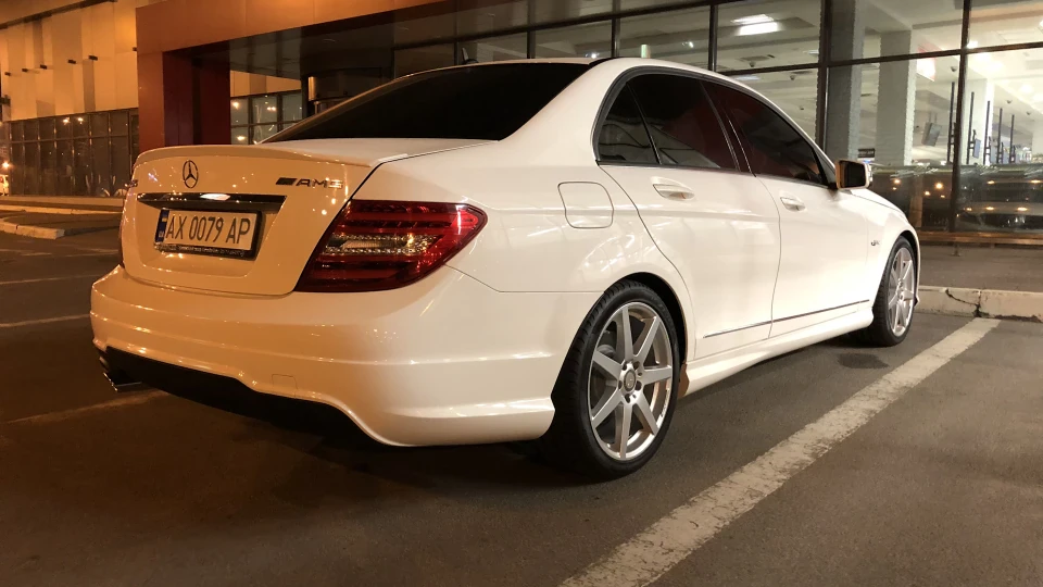 Mercedes-Benz C-Class AMG 3