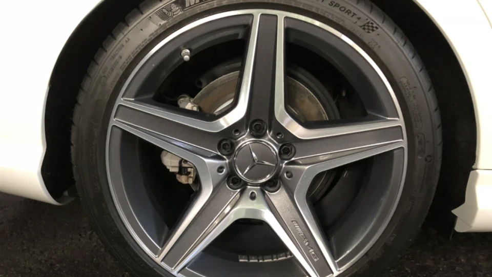 Mercedes-Benz C-Class AMG 5
