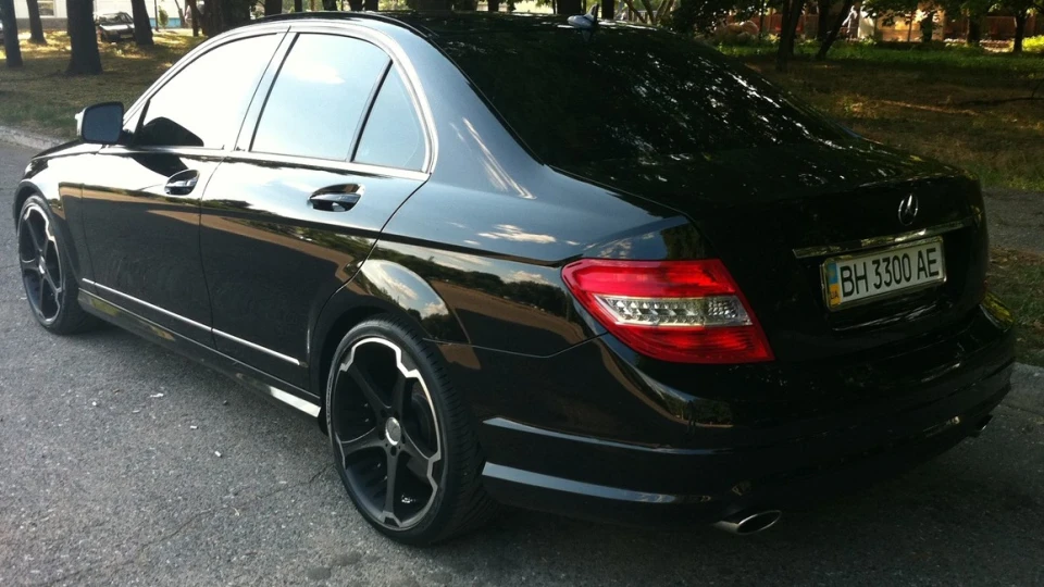 Mercedes-Benz C-Class AMG 3