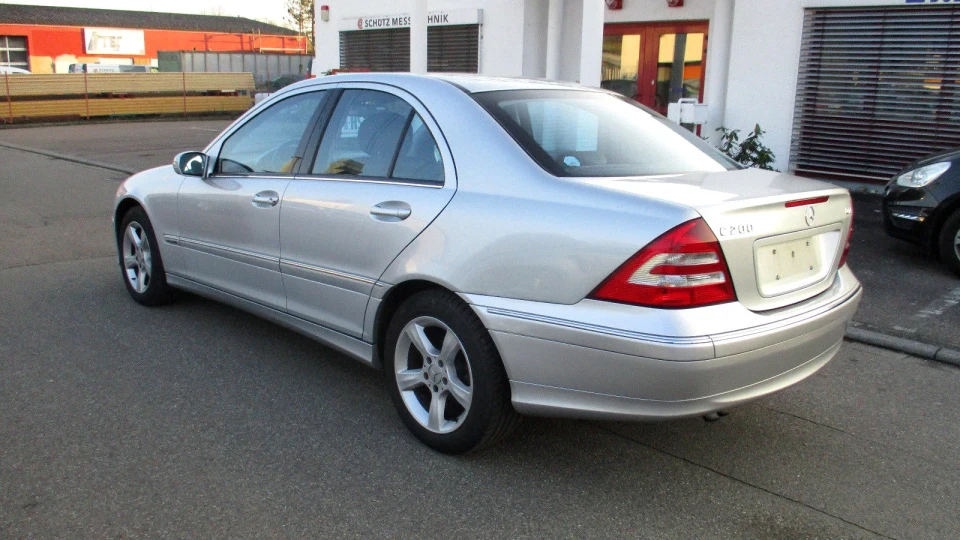 Mercedes-Benz C-Class Avangarde 5