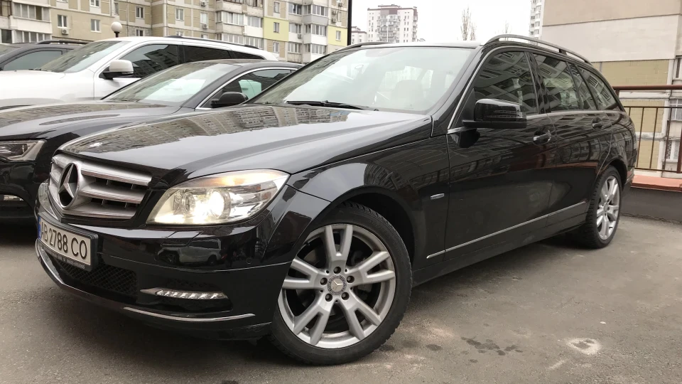 Mercedes-Benz C-Class Avantgarde