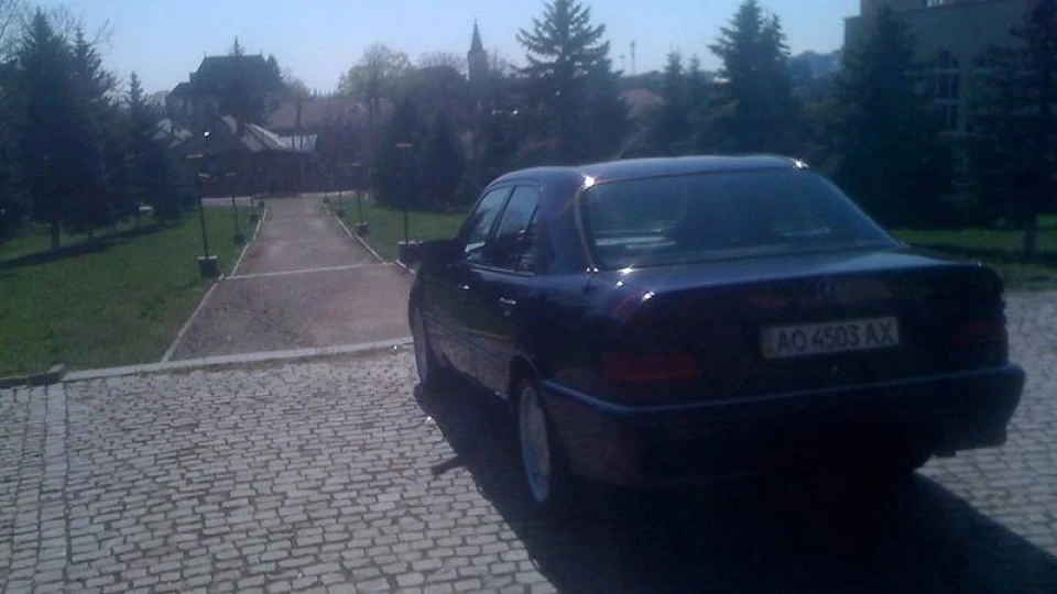 Mercedes-Benz C-Class Баклажанчик 3