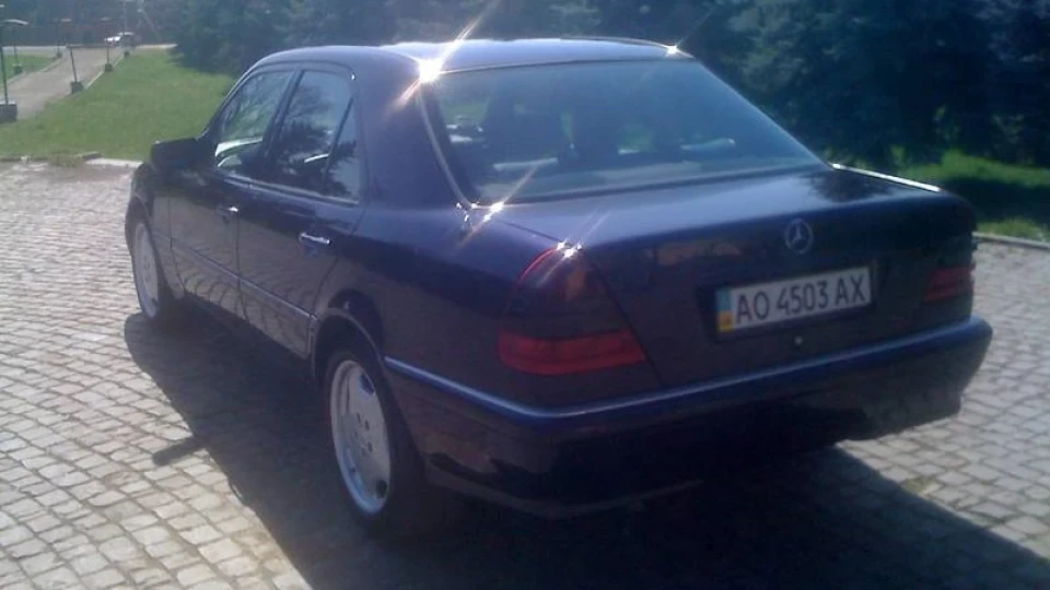Mercedes-Benz C-Class Баклажанчик 4