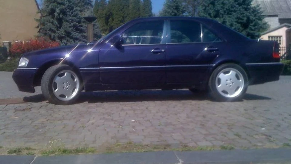 Mercedes-Benz C-Class Баклажанчик 5