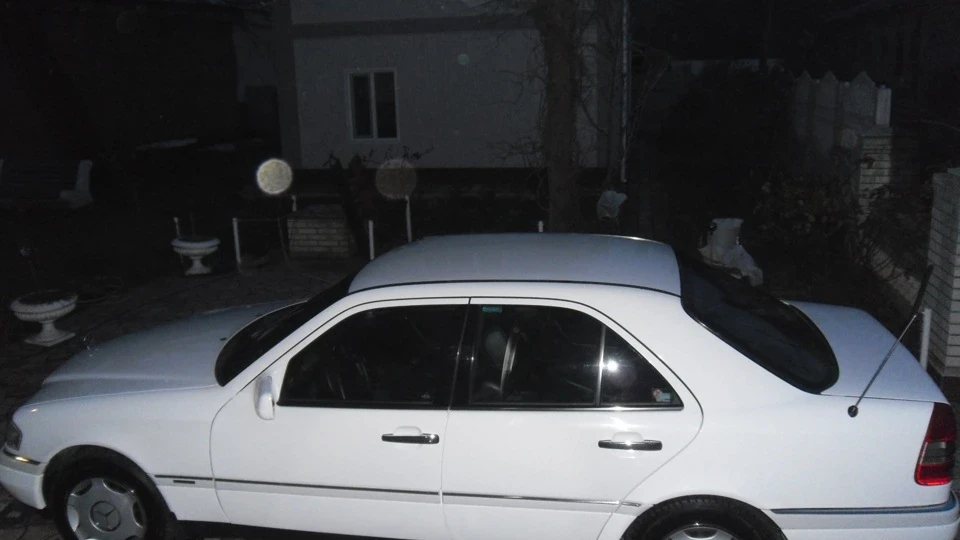Mercedes-Benz C-Class Білий гриб 4
