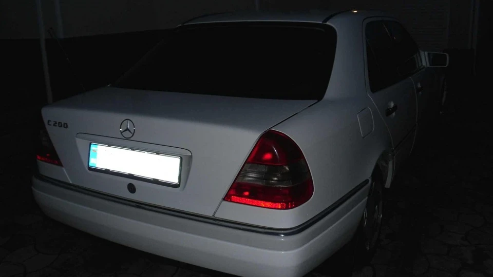Mercedes-Benz C-Class Білий гриб 5
