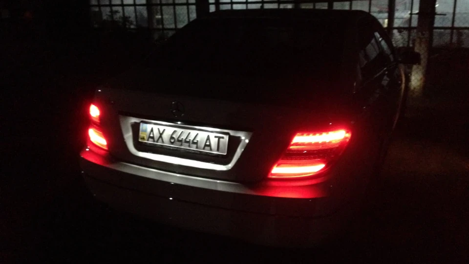 Mercedes-Benz C-Class #Білий Німець# 2