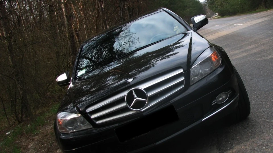 Mercedes-Benz C-Class Benz BacK Benz 4
