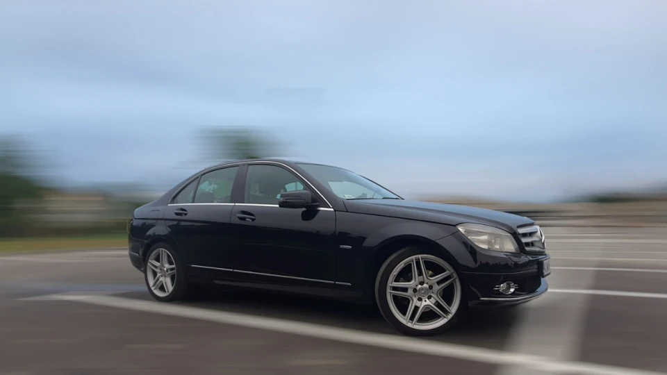 Mercedes-Benz C-Class Black Daеmon 2
