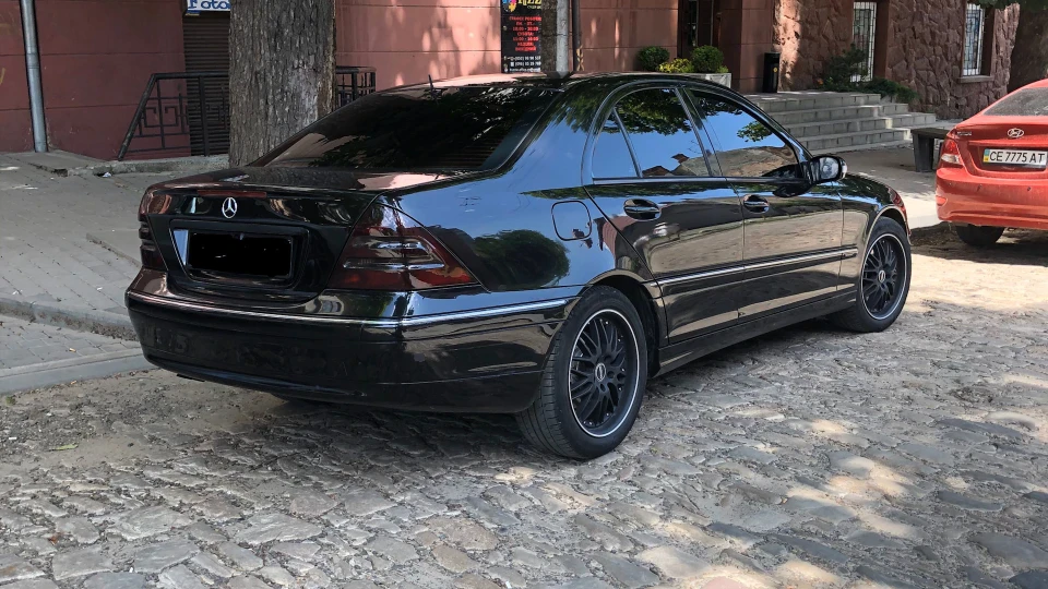 Mercedes-Benz C-Class BLVCK 5