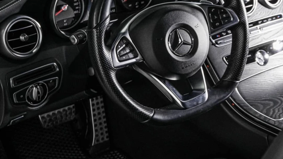 Mercedes-Benz C-Class C 300, 2.0l, AMG пакет 3