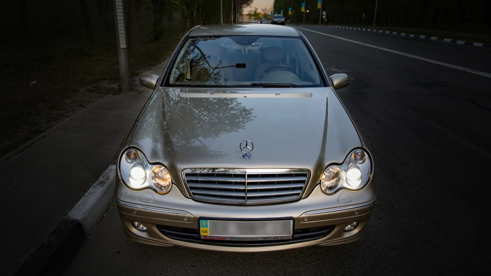 Mercedes-Benz C-Class C200 Kompressor