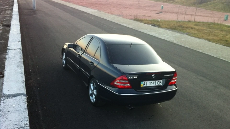 Mercedes-Benz C-Class C230 kompresor 2
