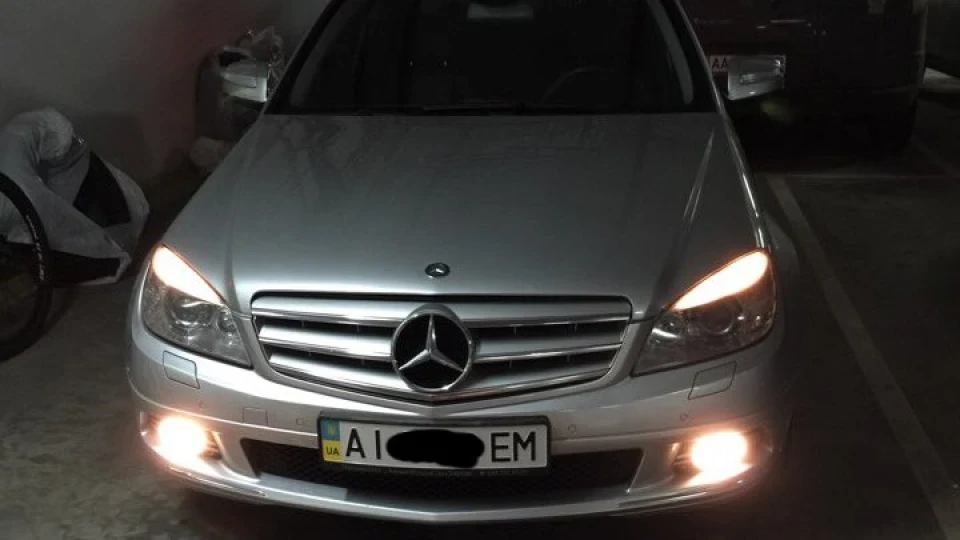 Mercedes-Benz C-Class C280 4matic (Avantgarde) 2