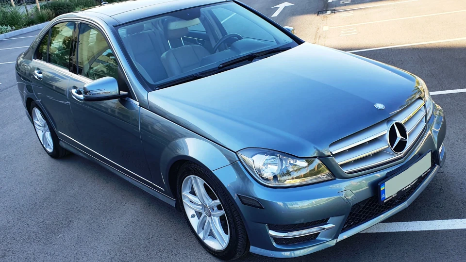 Mercedes-Benz C-Class C300 4MATIC AMG (С-шка) 2
