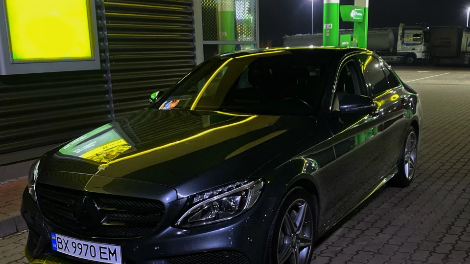 Mercedes-Benz C-Class C300 4matic 2
