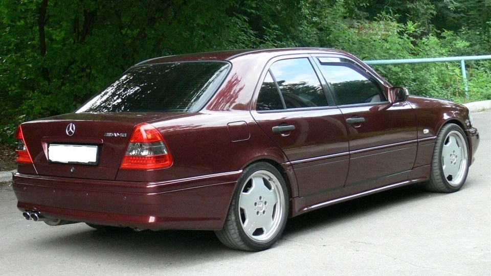 Mercedes-Benz C-Class C43 AMG 2