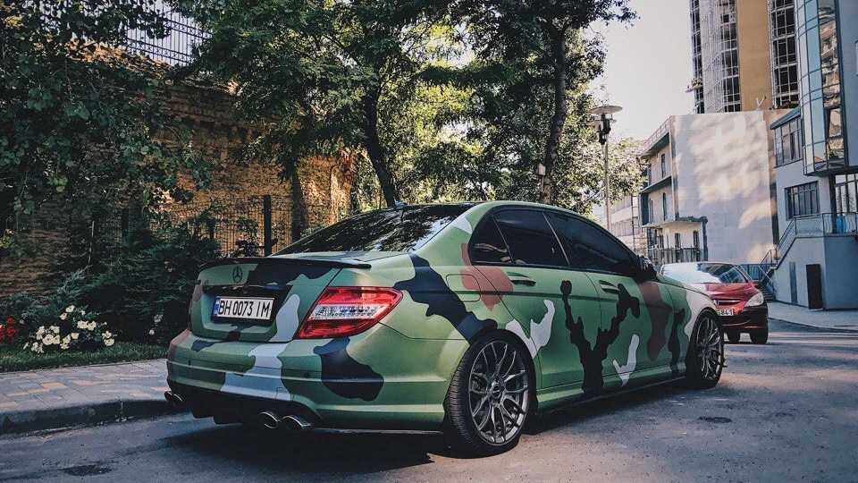Mercedes-Benz C-Class C73 AMG 3
