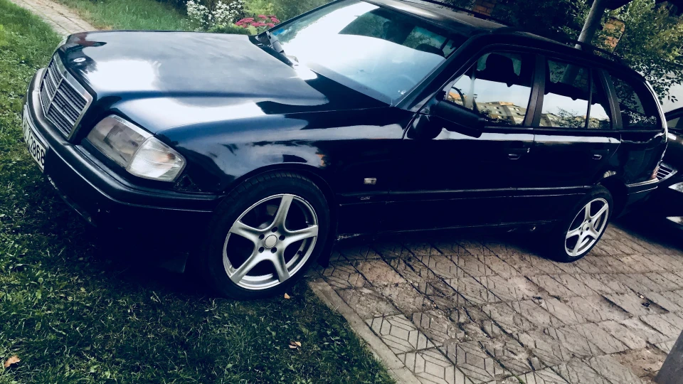 Mercedes-Benz C-Class Classic 3