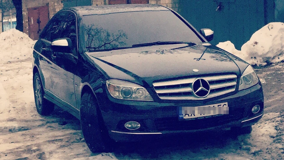 Mercedes-Benz C-Class Зухвала Сучка 5