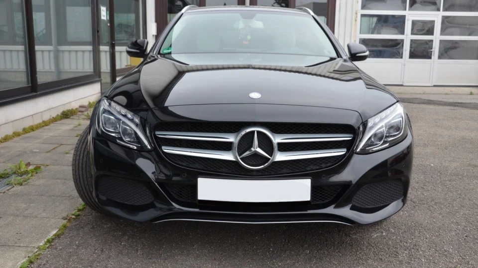 Mercedes-Benz C-Class D♆EZEL 2