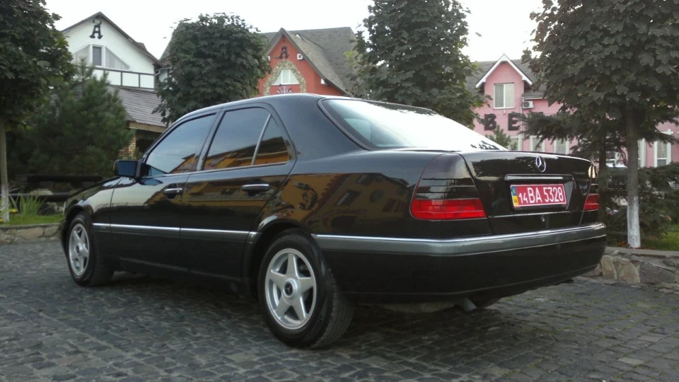 Mercedes-Benz C-Class Дуже економний 5
