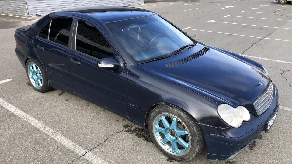 Mercedes-Benz C-Class Економічка M271 E18 ML 3