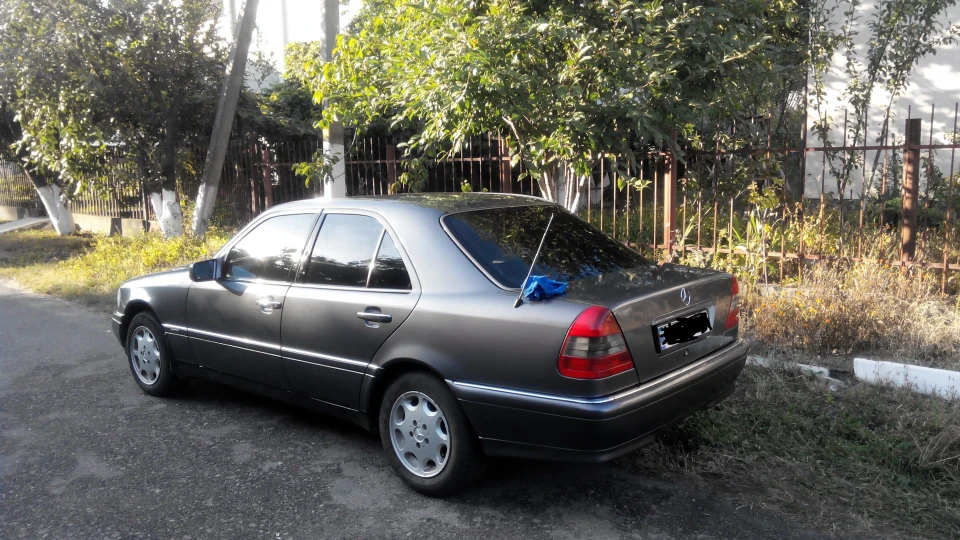 Mercedes-Benz C-Class Елеганс 3