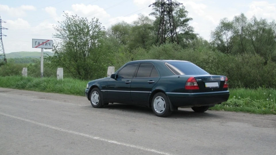 Mercedes-Benz C-Class Елегантний 4
