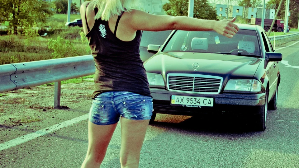Mercedes-Benz C-Class Esprit 2